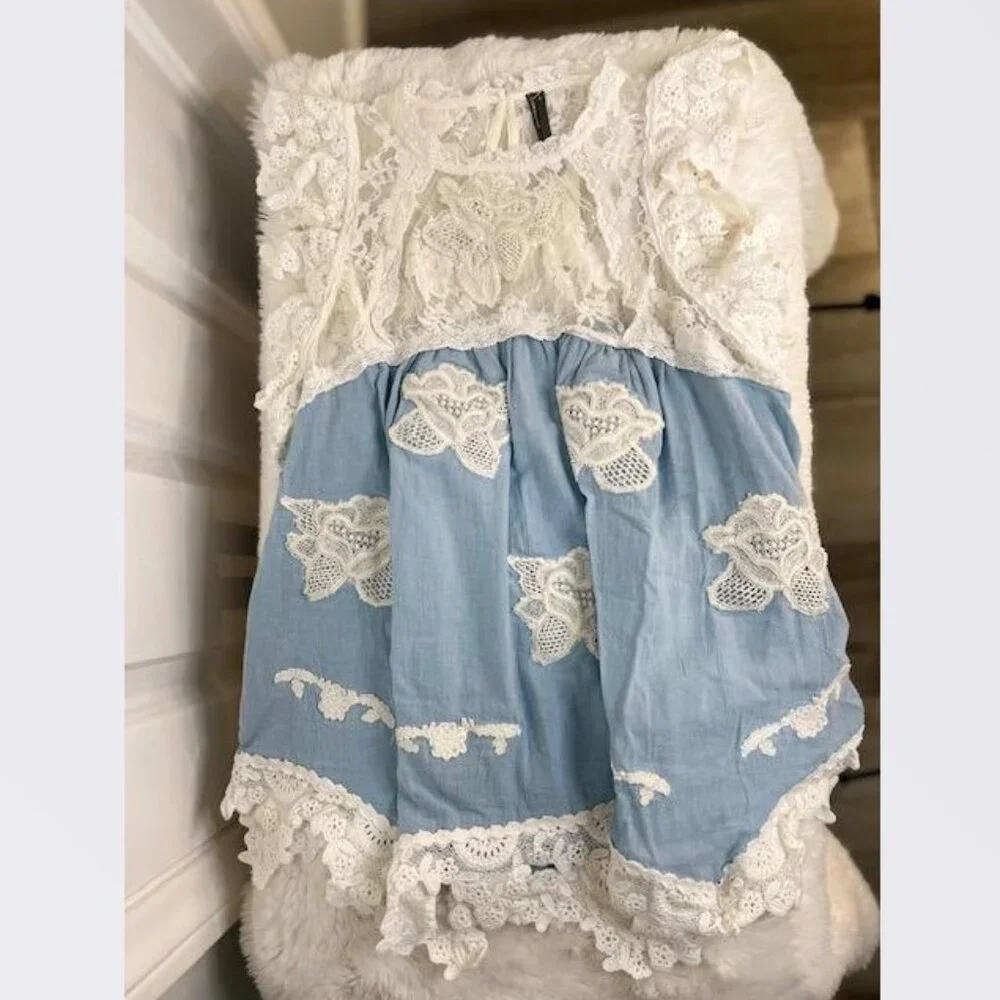 By Anthropologie Lace Appliqué Swing Top in Ivory Pattern - Size Small - NWT - Picture 5 of 7